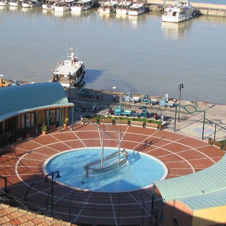 Residence Darsena 卡托利卡 外观 照片