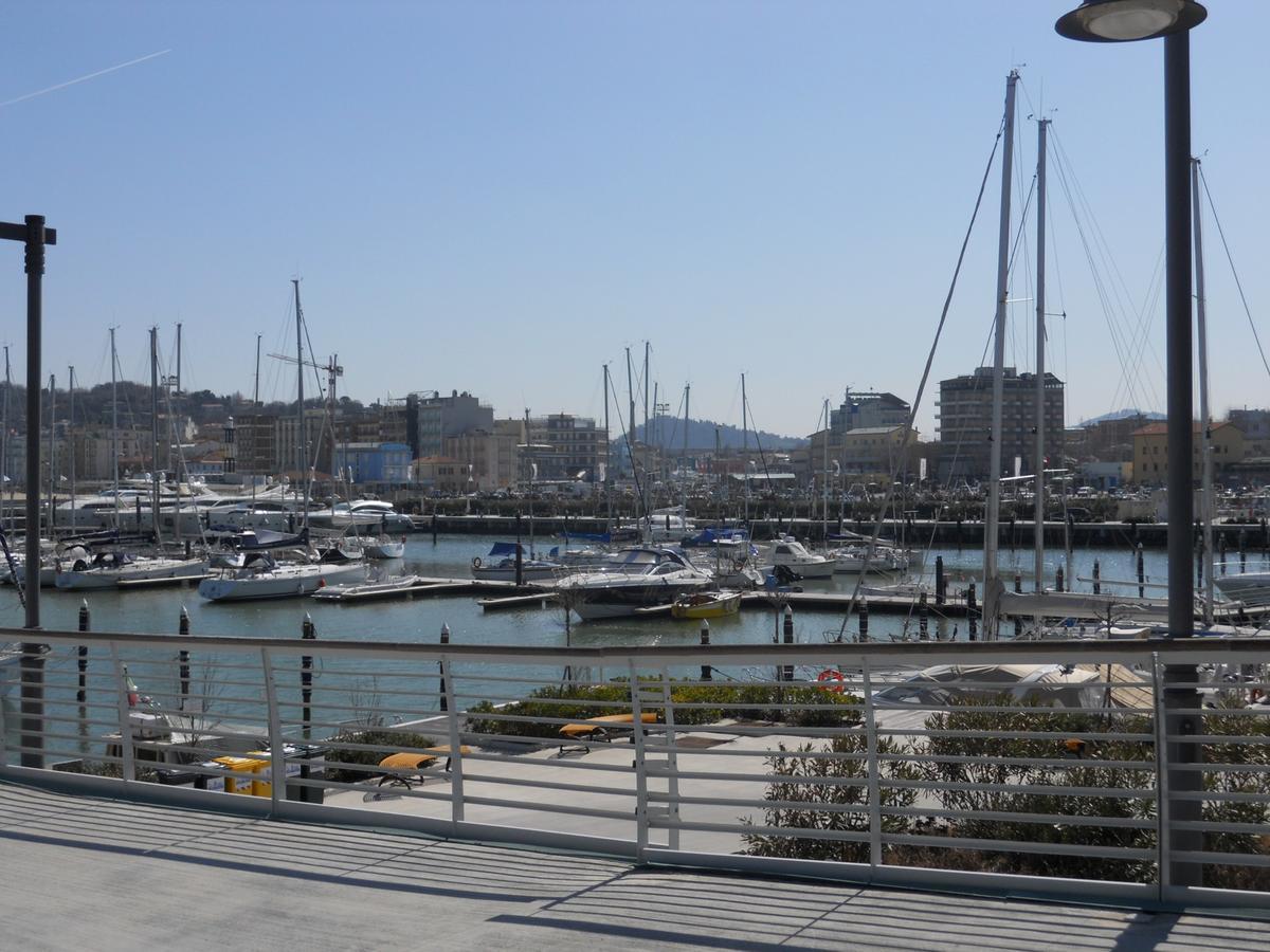 Residence Darsena 卡托利卡 外观 照片